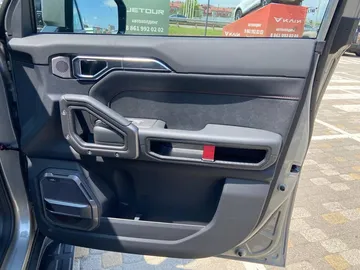 Купить Jetour T2 Серебряный 2.0T 4WD DCT (245 л.с.) от 3499000 ₽. в Краснодаре